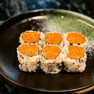 Spicy Crunch Salmon Roll