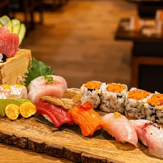 Sushi Sashimi Combo