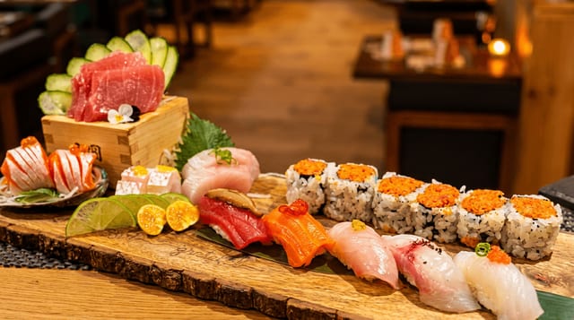Sushi Sashimi Combo.